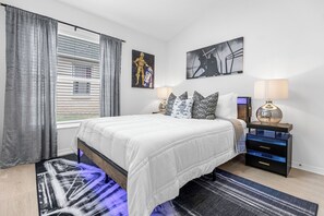 4 chambres, fer et planche à repasser, Wi-Fi, draps fournis