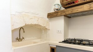 Private kitchen - La Dimora del Tempo by Wonderful Italy (Ostuni)
