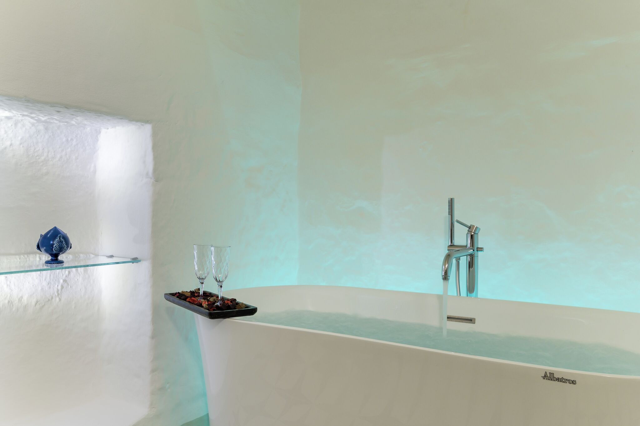 Apartment | Private spa tub
