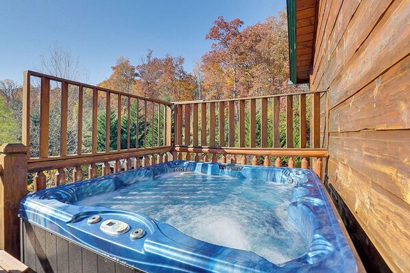 Bain à remous extérieur