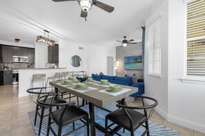 Interior - 10% OFF 7-Night Disney Escape! Cute Patio + Poolside Fun! (Davenport)