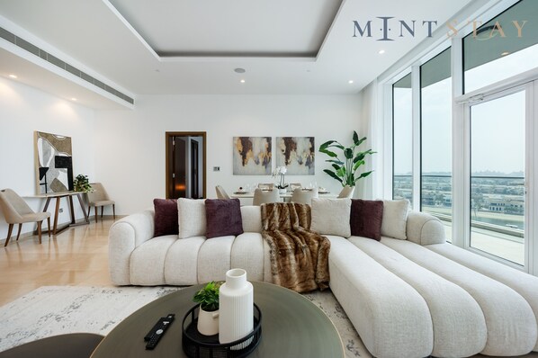 Apartamento, fumadores | 3 dormitorios