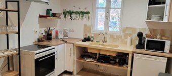 Provencal house for 14 sleeps with private garden. Perfect for family gatherings