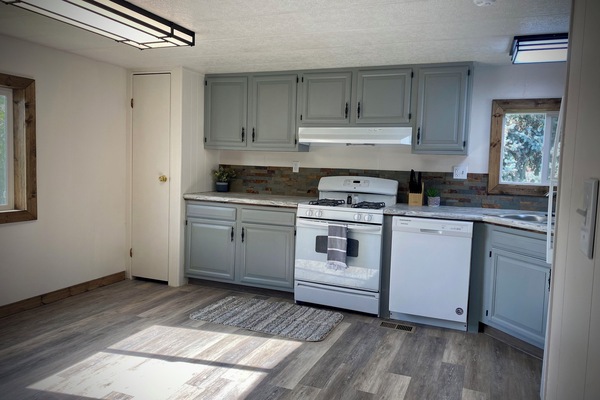 Microones, forn, placa de cuina i rentaplats