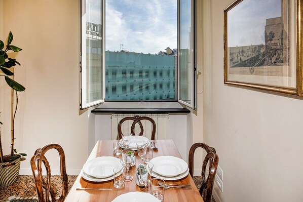 Apartment | Living area | 35-inch TV with digital channels - Mazzini Gallery Suite in Genova  (Genoa)