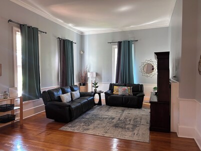 Magnolia State Winter Escape – Beautiful 3BR Family Home