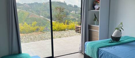 Family Villa | 4 bedrooms, desk, free WiFi