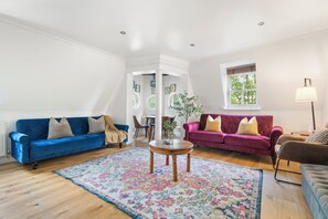 TV - Comfy 2-Bedroom Flat in Heart of Shoreditch (London)