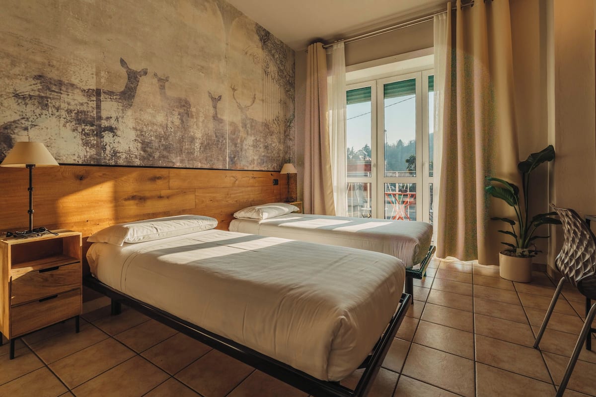 Double or Twin Room, Balcony, Lake View | Desk, free WiFi