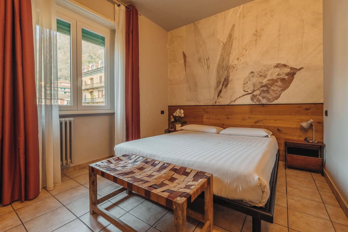 Basic Triple Room | Desk, free WiFi