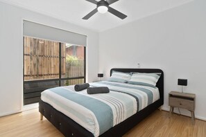 2 bedrooms, WiFi, bed sheets