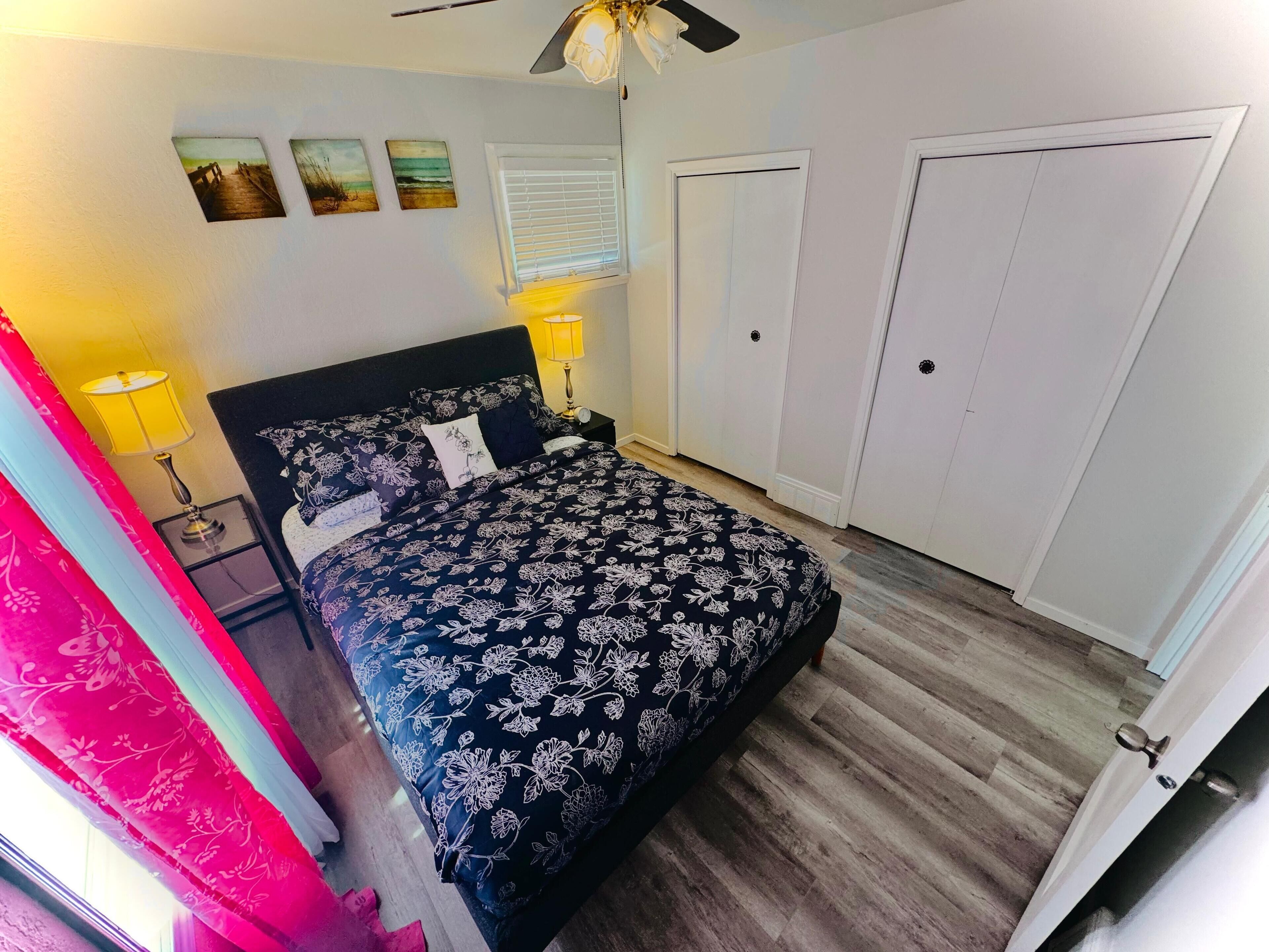 2 bedrooms, desk, iron/ironing board, free WiFi