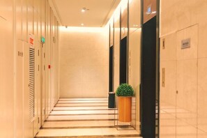 บริเวณภายนอก