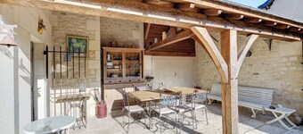 Maison de Maître in Azay-le-Rideau, a 10-minute walk from the château and town center