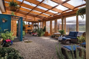 双人护理室、桑拿、热水浴缸、身体护理、水疗法、深层组织按摩