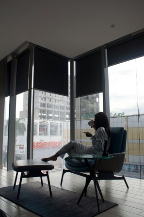 Estudi executiu | Vista des de l'habitació