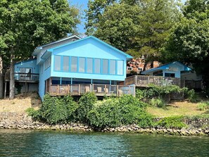 Exterior - Great view, private dock boat/jetski options (Lake Ozark)