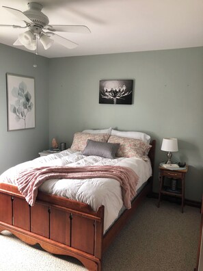 3 habitaciones, escritorio, tabla de planchar con plancha y wifi gratis 