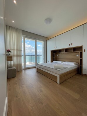 5 soverom, strykejern/-brett, wi-fi og sengetøy