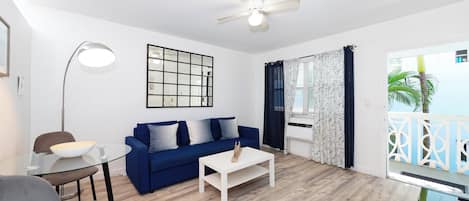 تلفزيون، مكتب