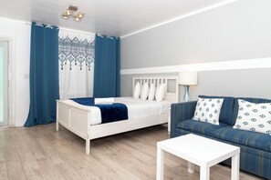 1 bedroom, iron/ironing board, WiFi, bed sheets - Large studio Full Kitchen double bed (MIAMI BEACH)