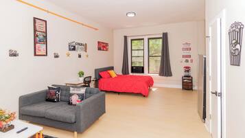 1 bedroom, desk, iron/ironing board, free WiFi