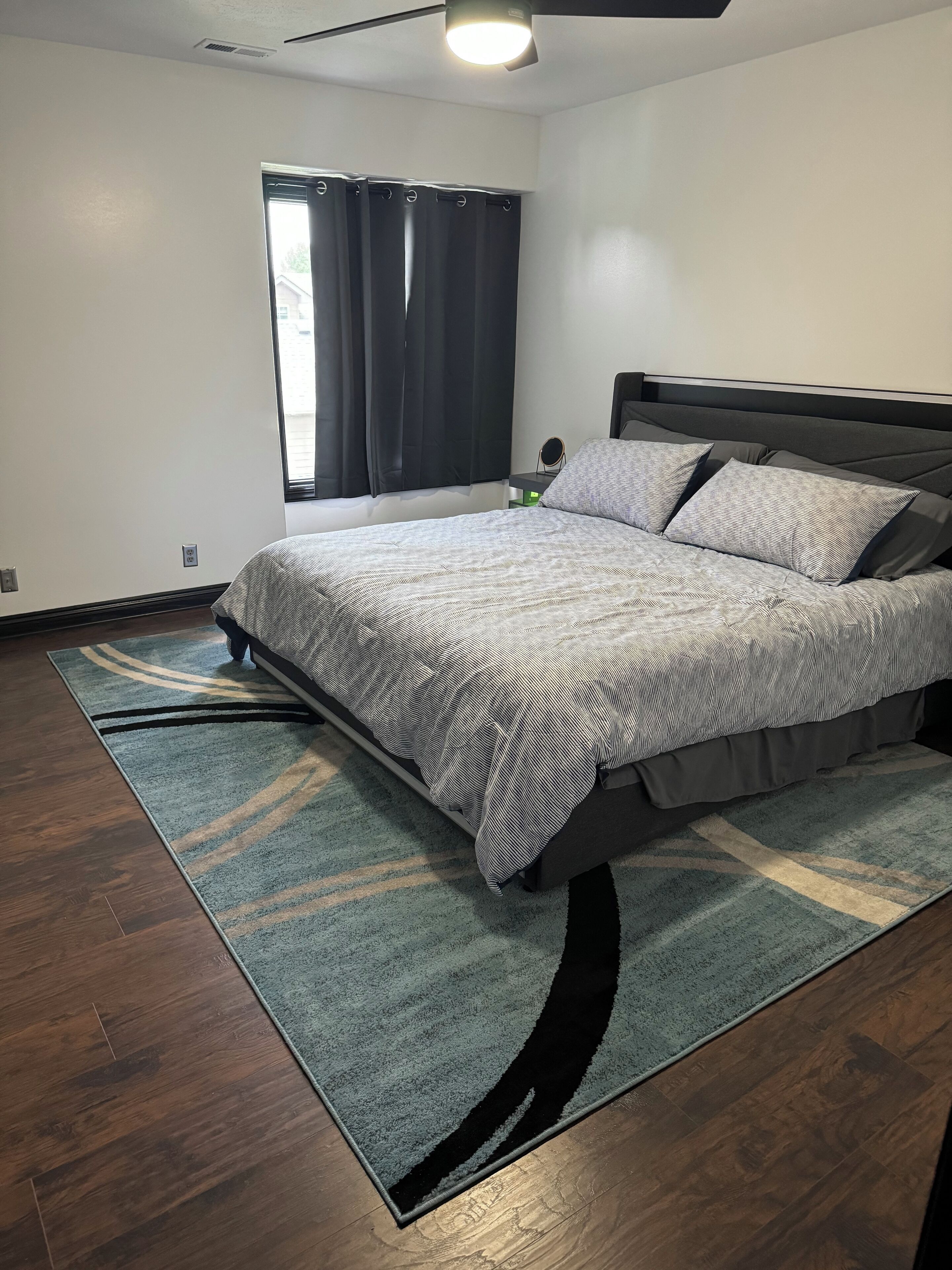 5 slaapkamers, reisbedje, gratis wifi, beddengoed