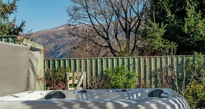 Fenwick - Cromwell Holiday Home