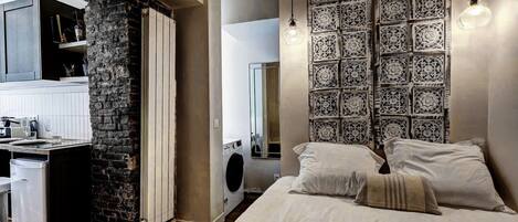 Accès Internet, draps fournis