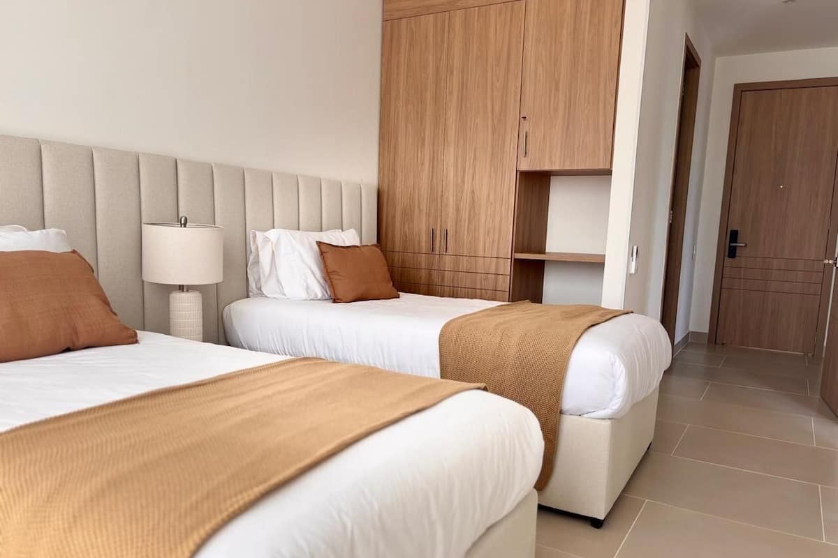 Premium-Apartment | Hochwertige Bettwaren, individuell dekoriert, individuell eingerichtet