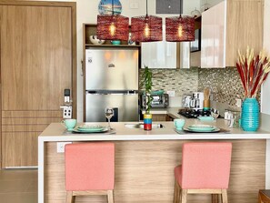 Appartement (NN01I) | Cuisine privée | Cafetière/bouilloire