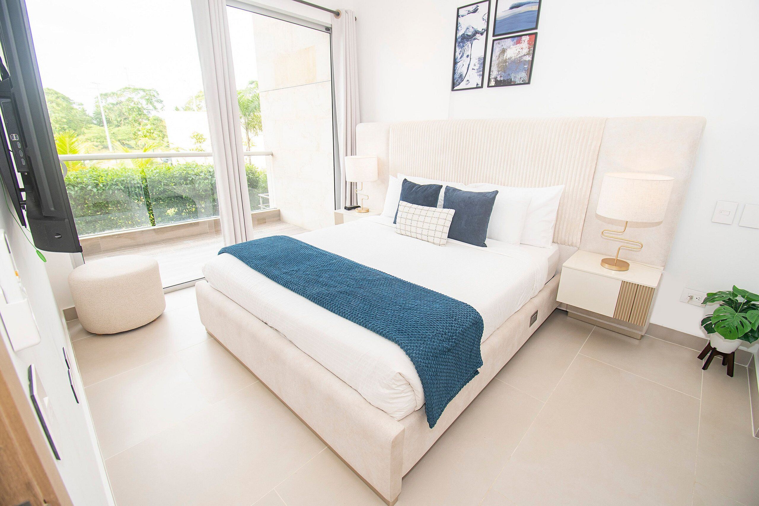 Basic-Apartment | Hochwertige Bettwaren, individuell dekoriert, individuell eingerichtet