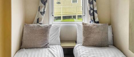 3 bedrooms, free WiFi, bed sheets