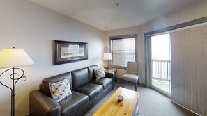 TV, fireplace - Cozy 1BR Condo in Rimfire by RedAwning (Snowshoe)