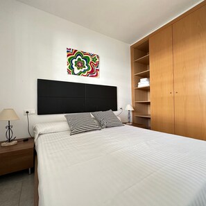 Apartment - Las Acacias Bajo 2 in Roses (Roses)