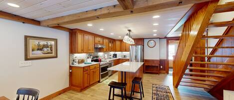 Fridge, microwave, oven, dishwasher