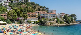 Marina 3 in Roses With 1 Bedrooms and 1 Bathrooms