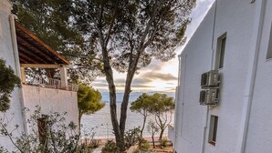 Apartment - Marina 6 in Roses With 1 Bedrooms and 1 Bathrooms (Roses)