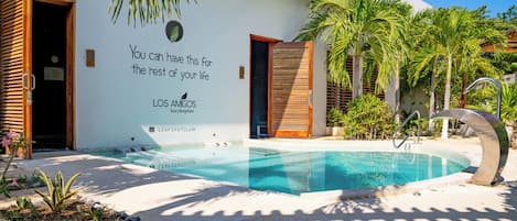 Alberca al aire libre