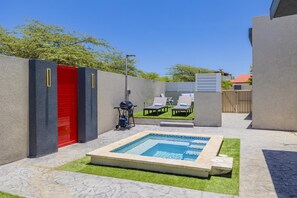 Apartment | 1 bedroom - Brand NEW 1br2ba w Privatepool in Amazing Location (Noord)