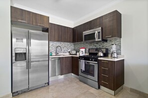 Apartment | 1 bedroom - 1br1ba Condo in Amazing Location w Pool and GYM (Noord)