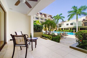 Apartment | 1 bedroom - 1br1ba Condo in Amazing Location w Pool and GYM (Noord)
