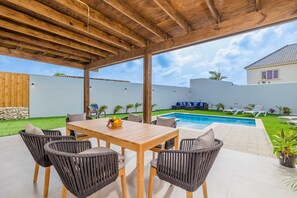 Villa - Brand NEW 3br2ba w Private Pool Amazing Location (Noord)