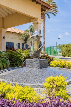 House | 1 bedroom - Upscale Gated Community Oasis Close to the Beach (Noord)