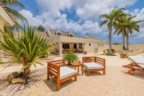 Villa - Charming Cunucu Home Pvt Pool Outdoor Kitchen (San Nicholas Noord)