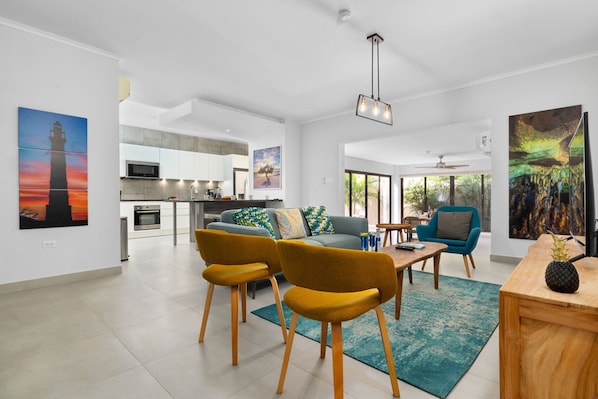 3 bedrooms - Modern 3br2ba 24 7 Security Pools Restaurant (Noord)