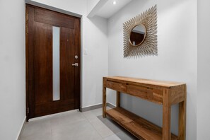 3 bedrooms - Modern 3br2ba 24 7 Security Pools Restaurant (Noord)