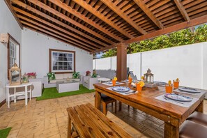 3 bedrooms - Remodeled 3br2ba Cozy Central Private Pool (Paradera)