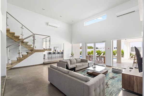 Villa - NEW Modern Villa Jacuzzi Pvt Pool Close2beach (Noord)