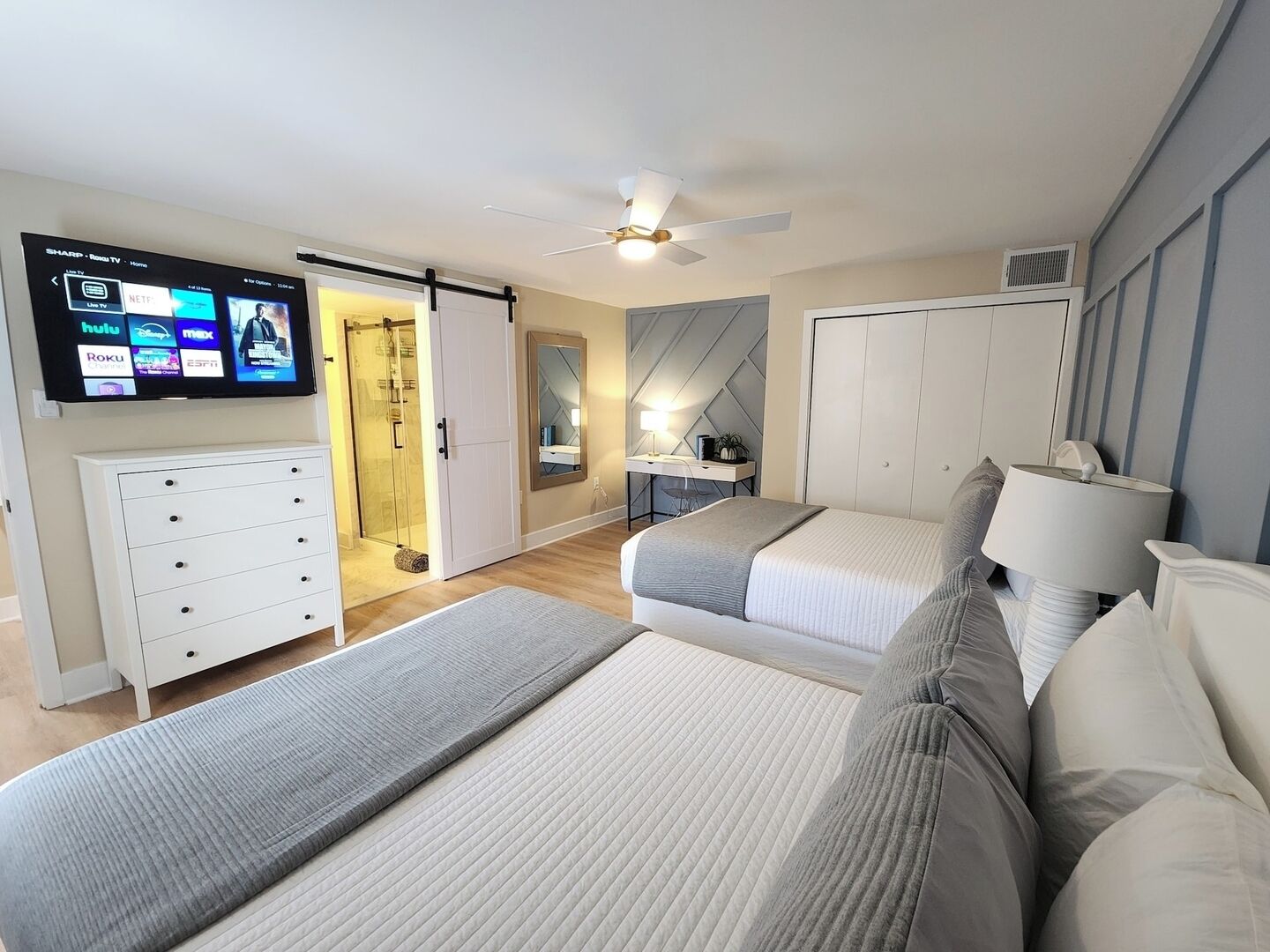 2 bedrooms, iron/ironing board, WiFi, bed sheets